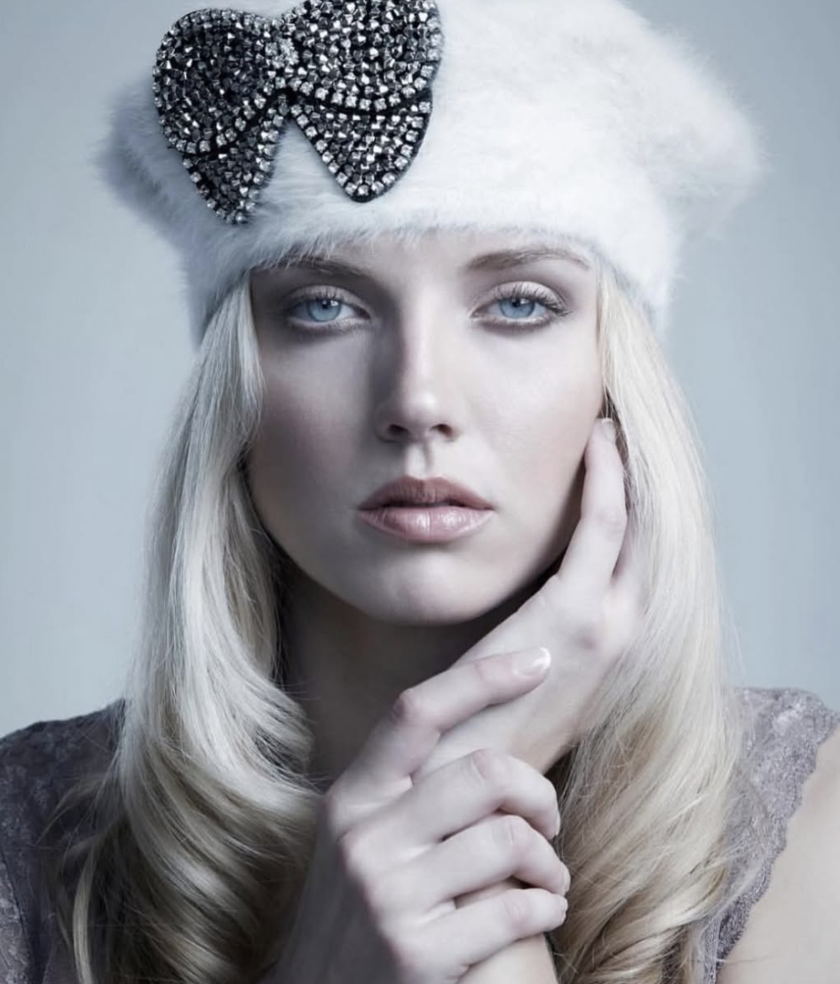 Stephanie Knight editorial portrait